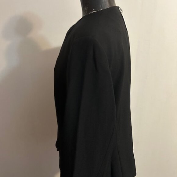 Kasper Black open blazer, size 16 - Picture 2 of 6